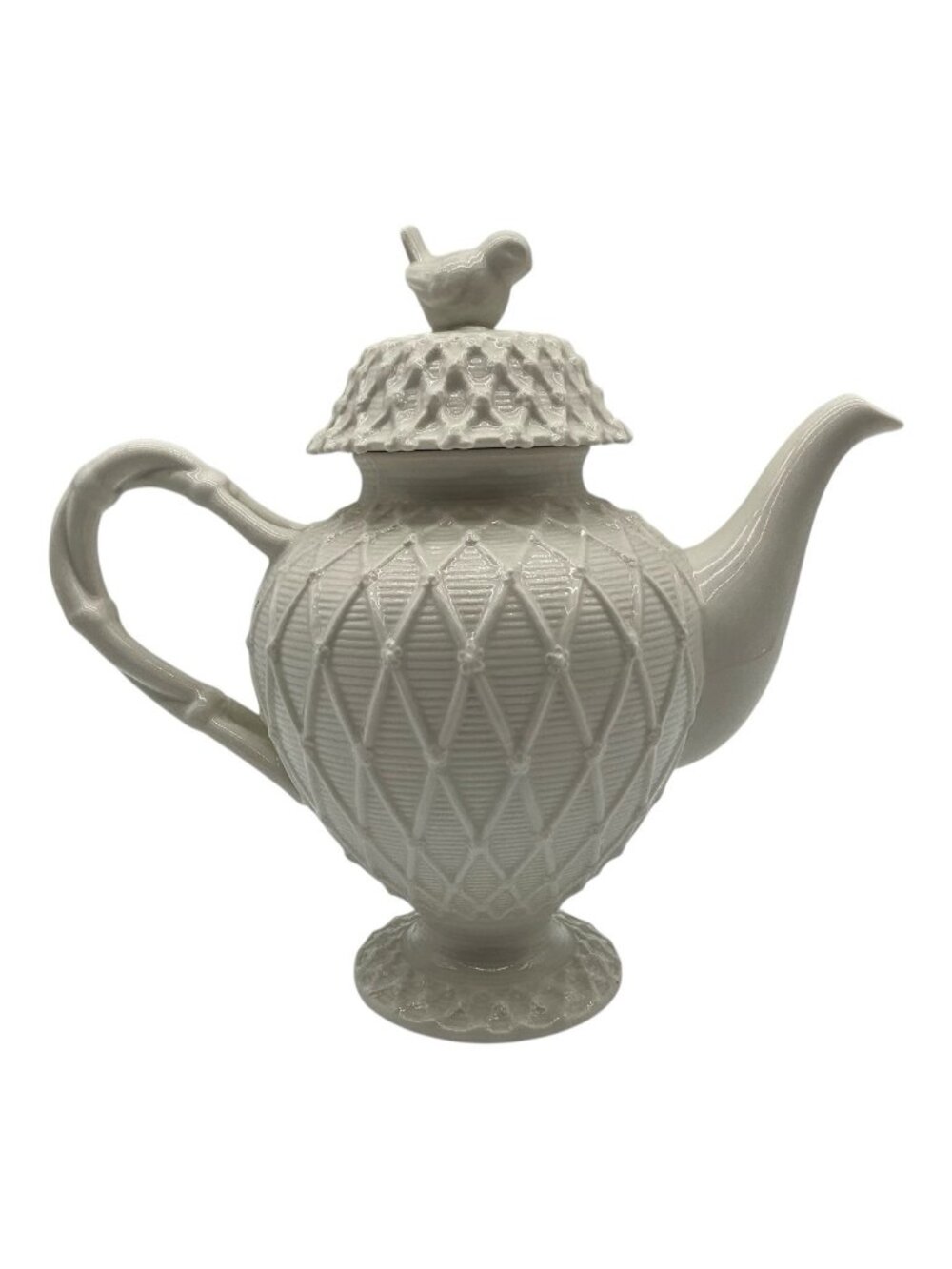 Grace's Teaware Porcelain Teapot with Lattice Trellis Pattern "Victorian Bird"